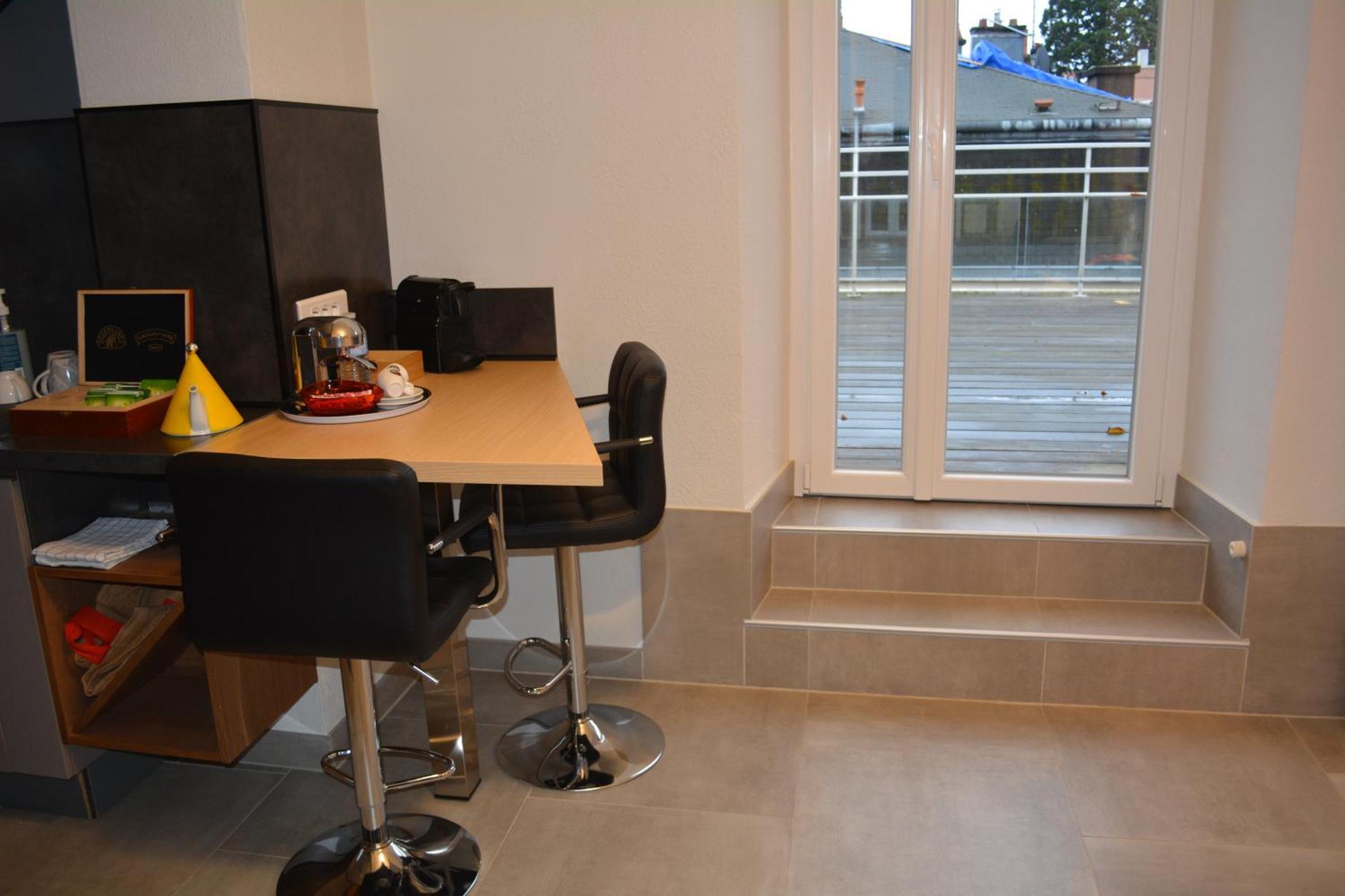 Appartement-Terrasse Parking Prive Meuble De Tourisme 4 Etoiles 贝尔福 外观 照片